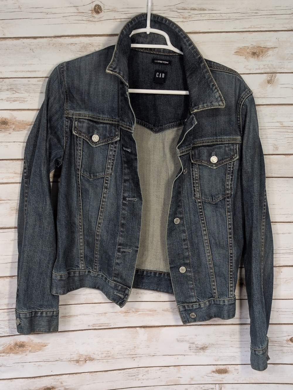 GAP Women's Medium Blue Denim Jacket - Classic Jean Trucker